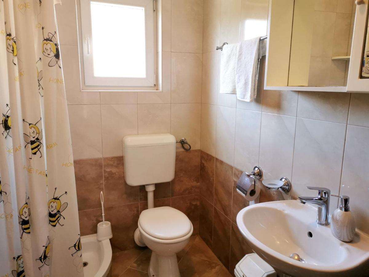 Apartment Brala Posedarje Εξωτερικό φωτογραφία